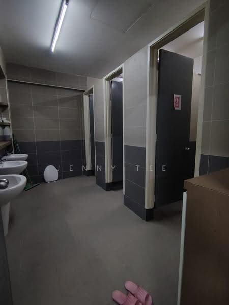 Cluster Factory for Sale in Johor Bahru (Johor) - Jenny Tee - Bathroom - PropertyGuru.com.my