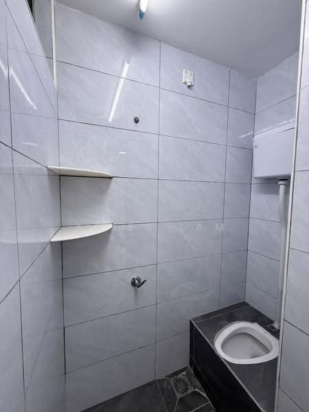 Shop / Office for Rent in Bukit Indah (Iskandar Puteri (Nusajaya)) - Aries Lam - Bathroom - PropertyGuru.com.my