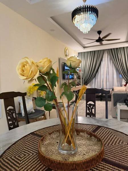 Apartment for Sale at Aronia - Kye Jon Tham - Living Room - PropertyGuru.com.my