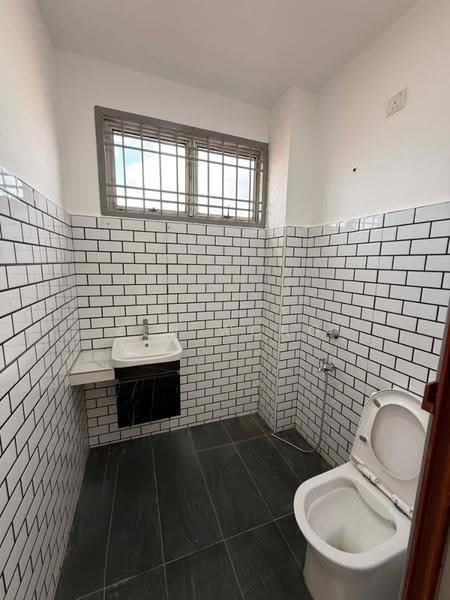 Rumah Teres 2-Tingkat untuk Dijual di Taman Sri Saujana (Kota Tinggi) - Zen Wong - Bathroom - PropertyGuru.com.my
