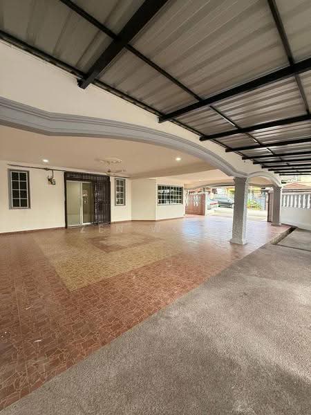 Rumah Teres 2-Tingkat untuk Dijual di Taman Sri Saujana (Kota Tinggi) - Zen Wong - Entrance - PropertyGuru.com.my
