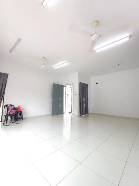 Rumah Teres untuk Disewa di Seremban (Negeri Sembilan) - Deeja Zakaria - Living Room - PropertyGuru.com.my