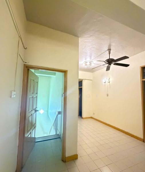 Shop / Office for Rent in Tanjung Bungah (Penang) - KK Kwok - Entrance - PropertyGuru.com.my