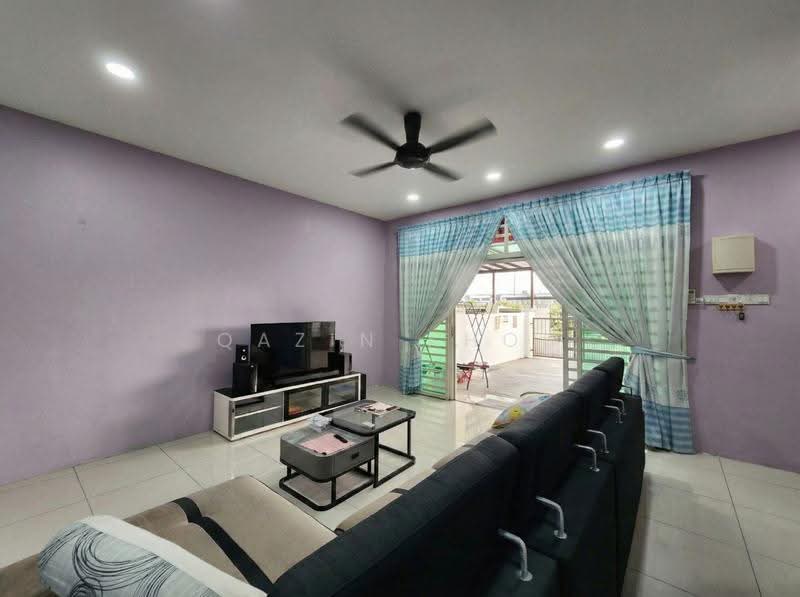 2-storey Terraced House for Sale in Pengkalan Pegoh (Ipoh) - Qazin Khoo - Living Room - PropertyGuru.com.my