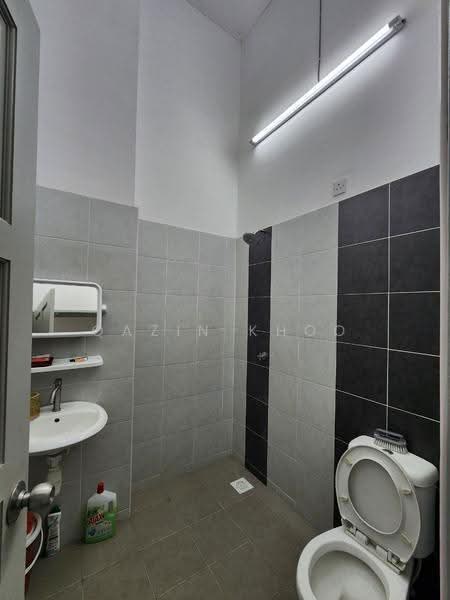 2-storey Terraced House for Sale in Pengkalan Pegoh (Ipoh) - Qazin Khoo - Bathroom - PropertyGuru.com.my
