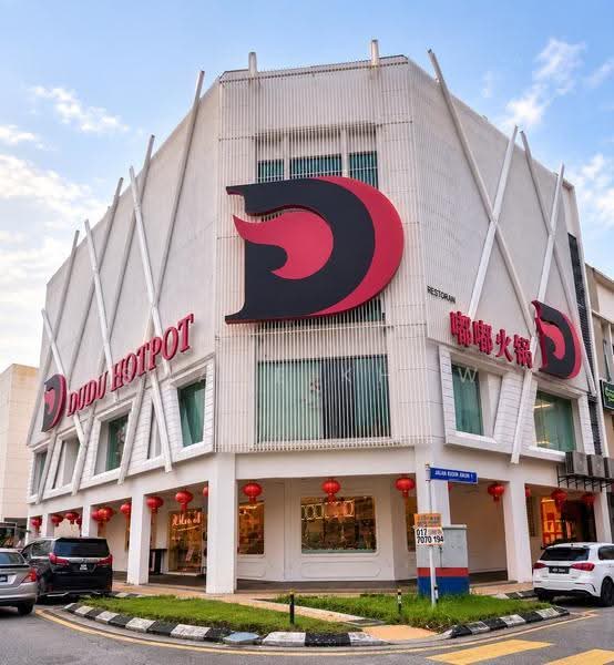 Shop for Sale in Bandar Baru Sri Petaling (Sri Petaling) - Shane Khow - Exterior - PropertyGuru.com.my