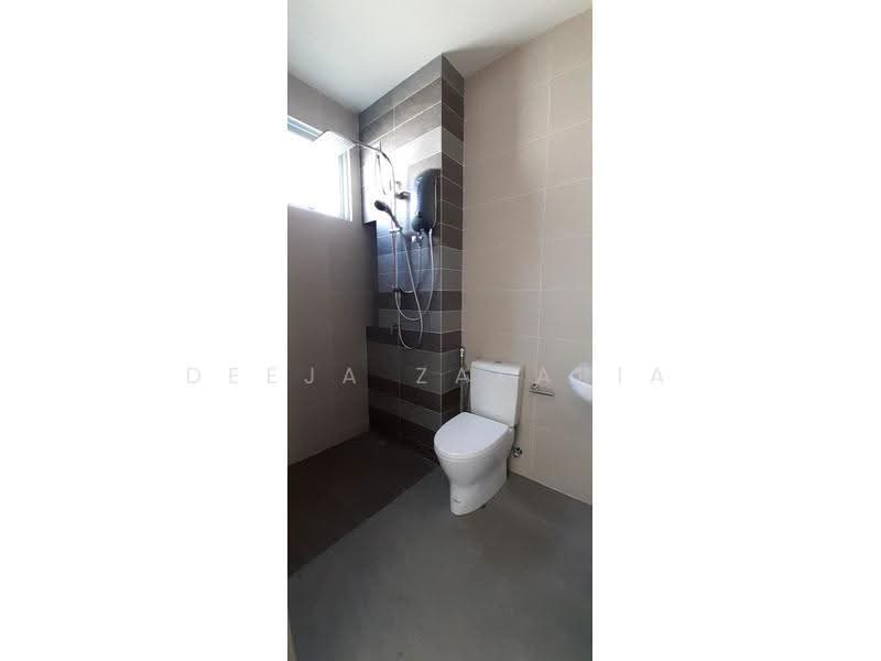 Rumah Teres 2-Tingkat untuk Dijual di Bandar Ainsdale (Seremban) - Deeja Zakaria - Bathroom - PropertyGuru.com.my