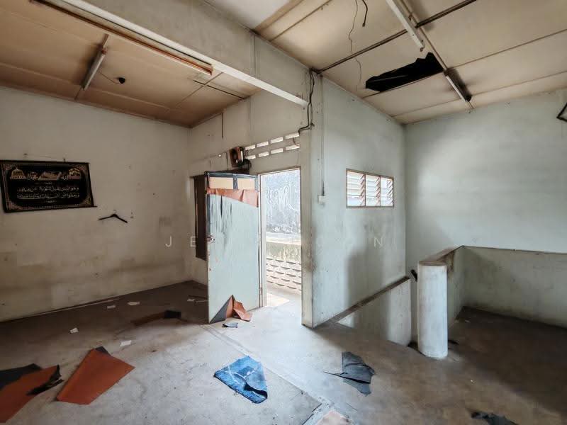 Shop for Rent in Sea Park (Petaling Jaya) - Jeno Poon - Interior - PropertyGuru.com.my