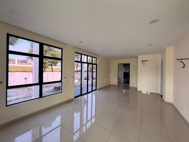 Terraced House for Rent in Kota Masai (Pasir Gudang) - Fu Heng Chong - Living Room - PropertyGuru.com.my