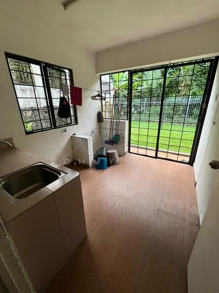 Rumah Berkembar untuk Dijual di Bukit Rahman Putra (Sungai Buloh) - Tommy Lim - Interior - PropertyGuru.com.my