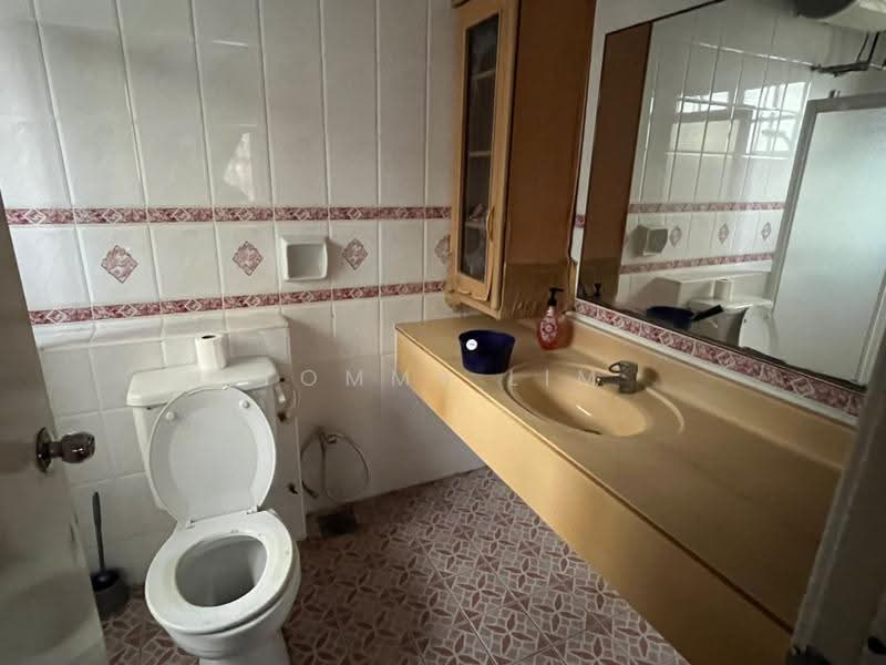 Rumah Berkembar untuk Dijual di Bukit Rahman Putra (Sungai Buloh) - Tommy Lim - Bathroom - PropertyGuru.com.my