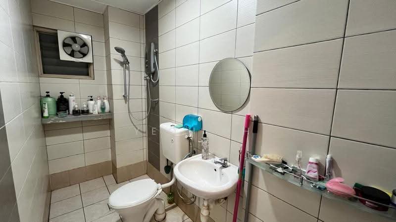 Apartment for Sale at Puncak Baiduri Apartment - Yeoh MH - Bathroom - PropertyGuru.com.my