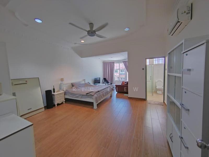 Rumah Teres 2-Tingkat untuk Dijual di Taman Maluri (Cheras) - Eric Liew - Bedroom - PropertyGuru.com.my