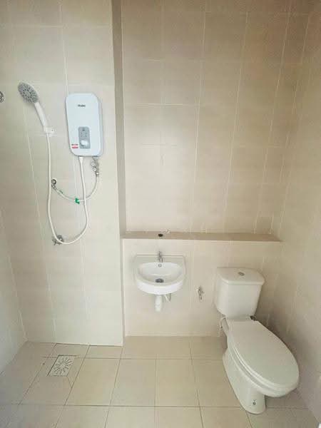 Kondominium untuk Dijual di Residensi Adelia 4 - Adibah Salim - Bathroom - PropertyGuru.com.my