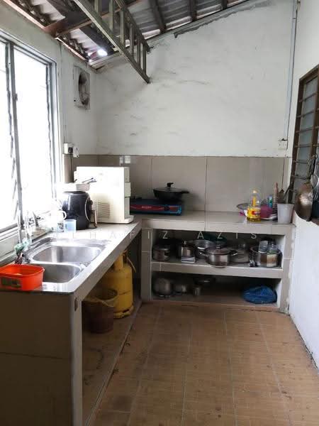 Terraced House for Sale in Taman Scientex Pasir Gudang (Pasir Gudang) - ALHAFIZ AZIS - Kitchen - PropertyGuru.com.my