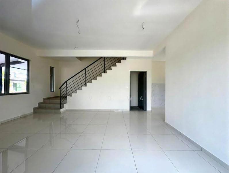 Rumah Teres 2-Tingkat untuk Dijual di Puchong (Selangor) - David Wan - Living Room - PropertyGuru.com.my