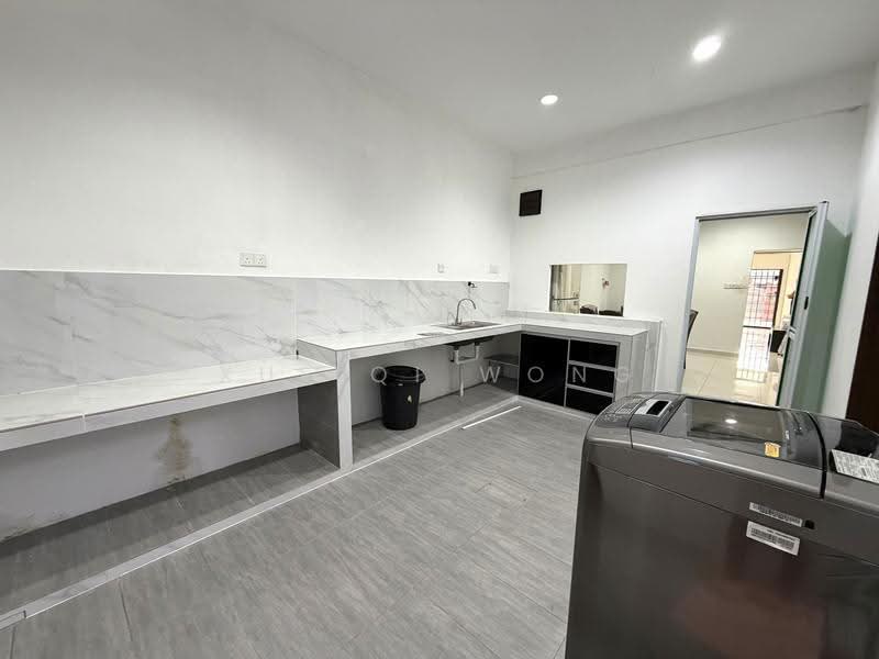 Rumah Teres untuk Disewa di Kulai (Johor) - Xue Qi Wong - Kitchen - PropertyGuru.com.my