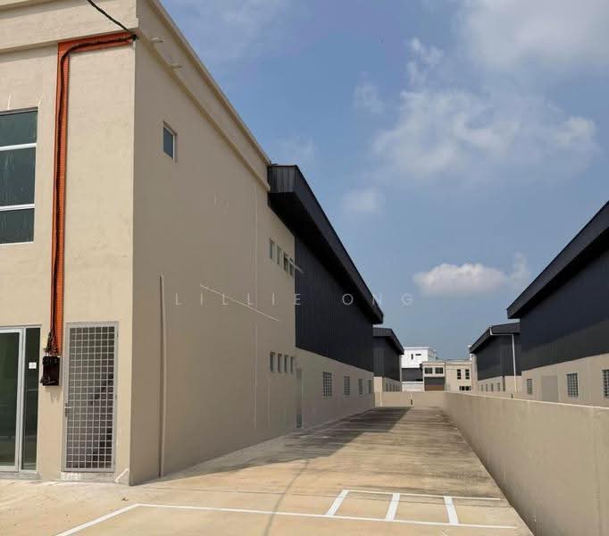 Detached Factory for Sale in Valdor (Sungai Jawi) - Lillie Ong - Exterior - PropertyGuru.com.my