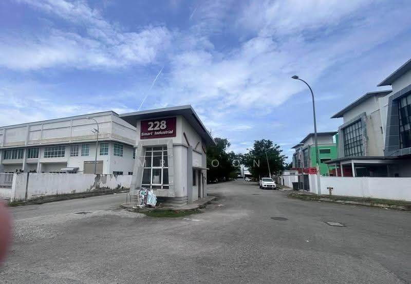 Factory for Sale in Taman Perindustrian SIS (Beranang) - Mr Soon - Exterior - PropertyGuru.com.my