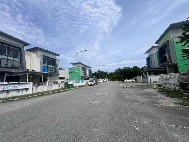 Factory for Sale in Taman Perindustrian SIS (Beranang) - Mr Soon - Exterior - PropertyGuru.com.my
