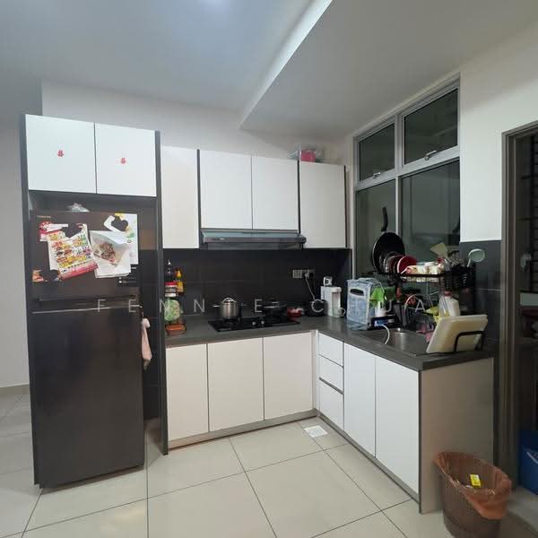 Service Residence for Sale at SKS Habitat - Fennie Chua - Kitchen - PropertyGuru.com.my