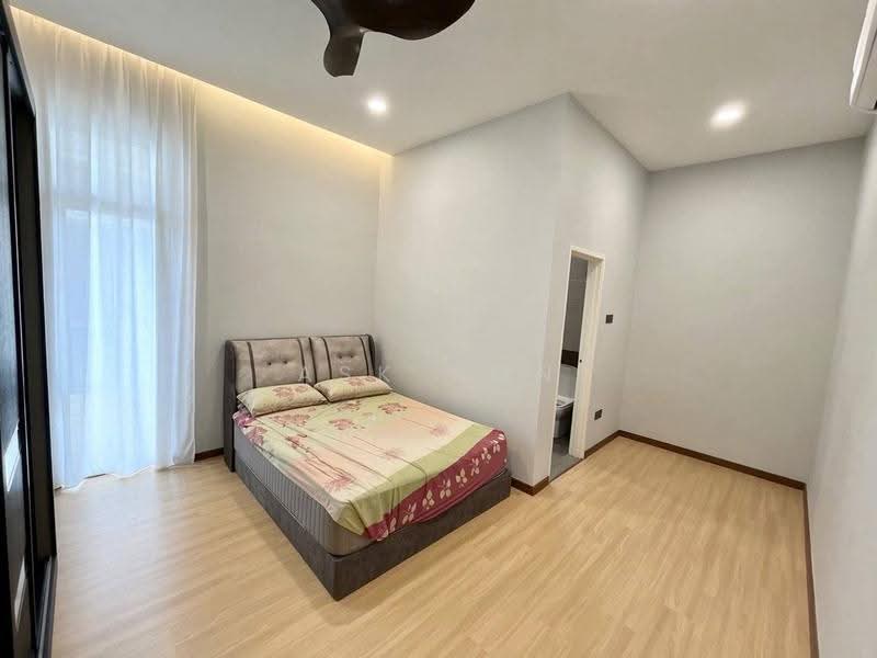 Rumah Berkembar untuk Dijual di Johor Bahru (Johor) - Ask Hon - Bedroom - PropertyGuru.com.my