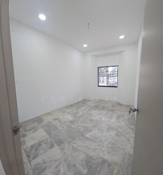 1-storey Terraced House for Sale in Kapar (Selangor) - Janie Lee - Interior - PropertyGuru.com.my