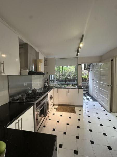 Condominium for Sale at Octville Condominium - Nelson Tan Poh Kiong - Kitchen - PropertyGuru.com.my
