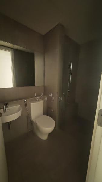 Kondominium untuk Dijual di Residensi Ampang Tengah 6 (AT 6) - Jamie Chen - Bathroom - PropertyGuru.com.my