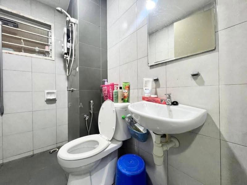 Condominium for Sale at Puncak 7 - Fazie Noor - Bathroom - PropertyGuru.com.my