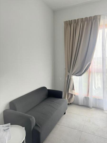 Kediaman Servis untuk Disewa di JRK Convena - Alex Yen - Living Room - PropertyGuru.com.my
