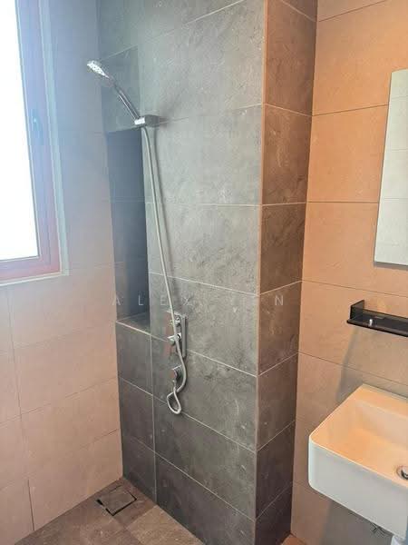 Kediaman Servis untuk Disewa di JRK Convena - Alex Yen - Bathroom - PropertyGuru.com.my