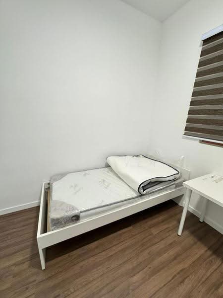 Kediaman Servis untuk Disewa di JRK Convena - Alex Yen - Bedroom - PropertyGuru.com.my