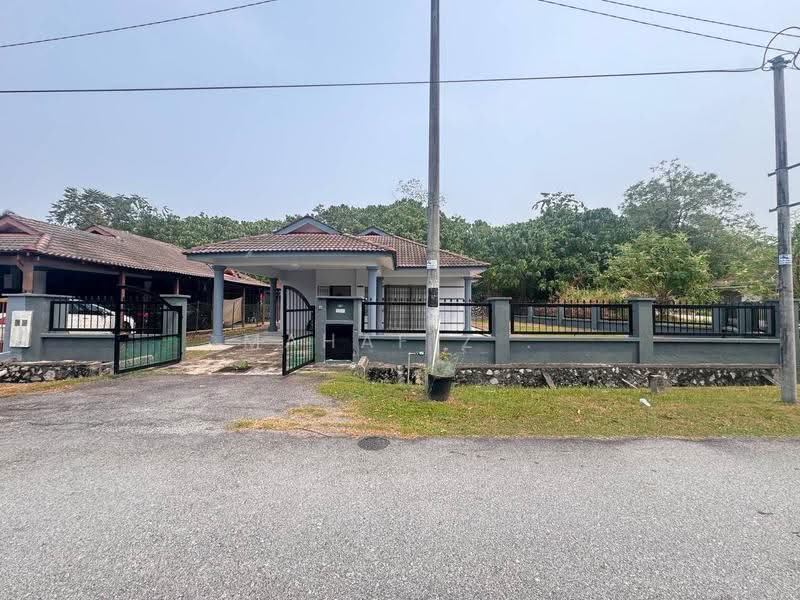 Bungalow House for Sale in Taman Tasik Semenyih (Semenyih) - Mahafiz . - PropertyGuru.com.my