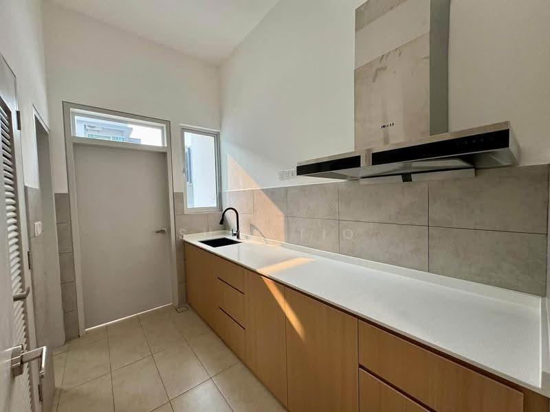 Terraced House for Rent in Johor Bahru (Johor) - Sumi Tio - Kitchen - PropertyGuru.com.my