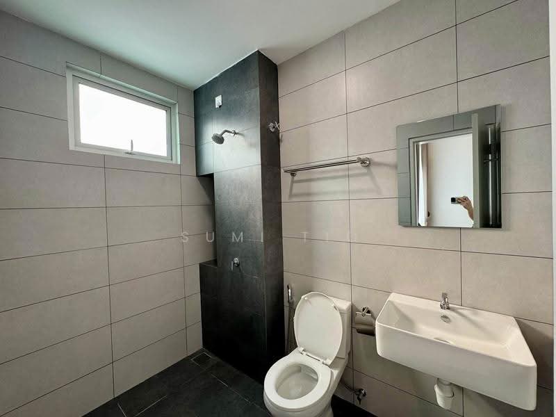 Terraced House for Rent in Johor Bahru (Johor) - Sumi Tio - Bathroom - PropertyGuru.com.my