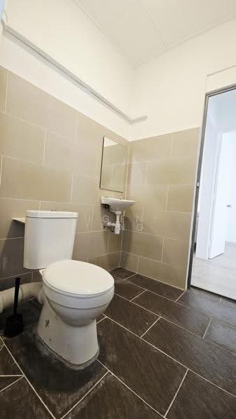 Pangsapuri untuk Dijual di Desa Green - Eugene Tung - Bathroom - PropertyGuru.com.my