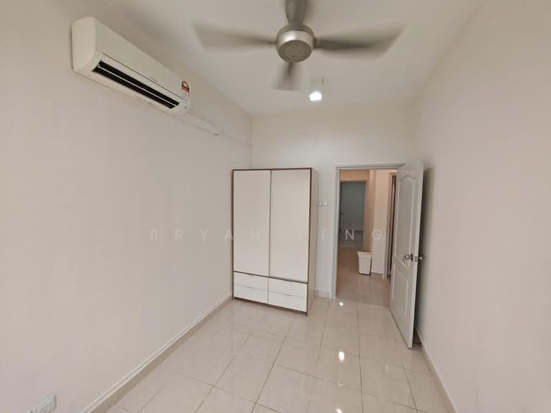 Kondominium untuk Disewa di Pelangi Utama - Bryan Peng - Bedroom - PropertyGuru.com.my