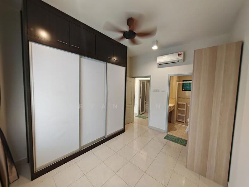 Kondominium untuk Disewa di Pelangi Utama - Bryan Peng - Bedroom - PropertyGuru.com.my