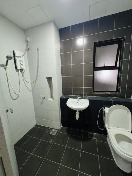 Pangsapuri untuk Dijual di Austin Regency (Pangsapuri Austin Perdana) - Tina So - Bathroom - PropertyGuru.com.my