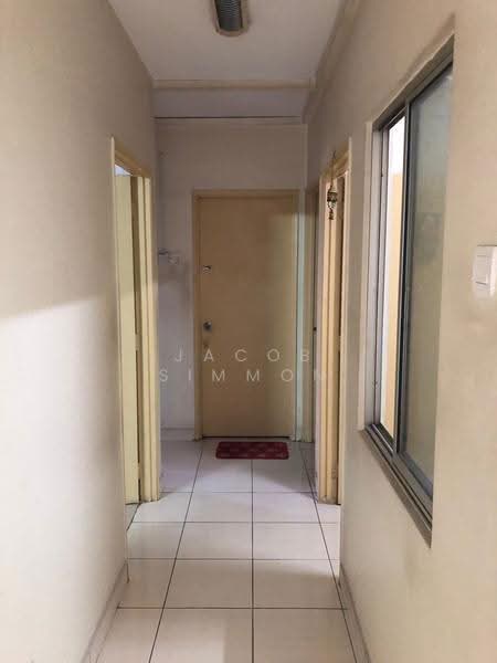 Condominium for Sale at Sri Impian Condominium - Jacob Simmon - Corridor - PropertyGuru.com.my