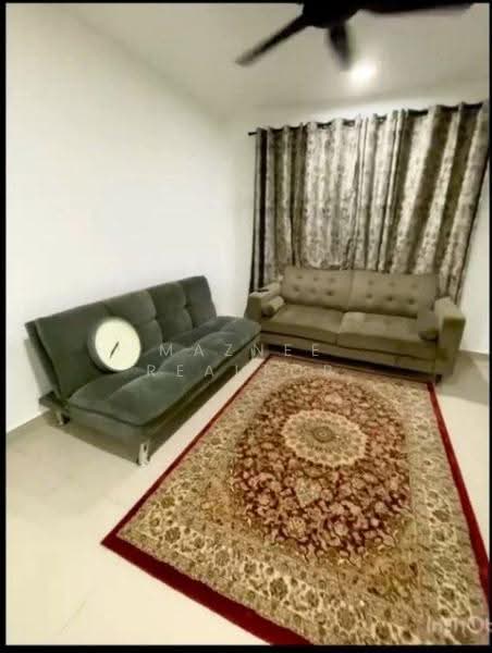 Kediaman Servis untuk Disewa di Arena Residences 2 - Maznee Realtor - Living Room - PropertyGuru.com.my
