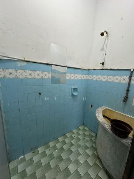 Rumah Teres 2-Tingkat untuk Disewa di Taman Sri Rampai (Wangsa Maju) - MT Tiu - Bathroom - PropertyGuru.com.my