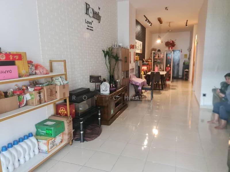 Kediaman Servis untuk Dijual di Sun City (Plaza Mentari) - Roy Chan - Living Room - PropertyGuru.com.my