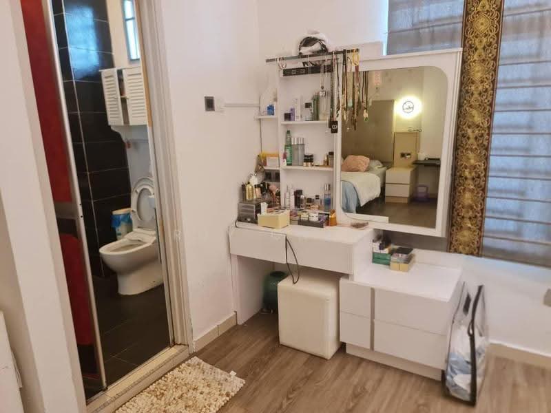 Kediaman Servis untuk Dijual di Sun City (Plaza Mentari) - Roy Chan - Bathroom - PropertyGuru.com.my