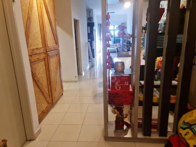 Kediaman Servis untuk Dijual di Sun City (Plaza Mentari) - Roy Chan - Corridor - PropertyGuru.com.my