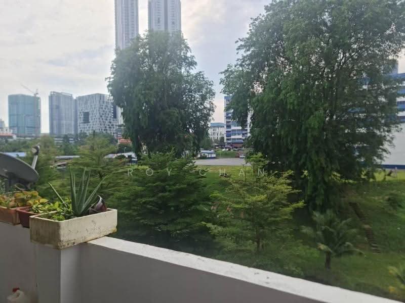 Kediaman Servis untuk Dijual di Sun City (Plaza Mentari) - Roy Chan - Balcony - PropertyGuru.com.my