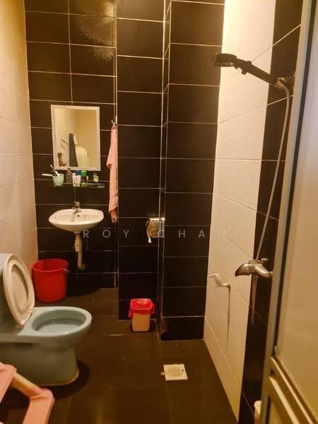 Kediaman Servis untuk Dijual di Sun City (Plaza Mentari) - Roy Chan - Bathroom - PropertyGuru.com.my