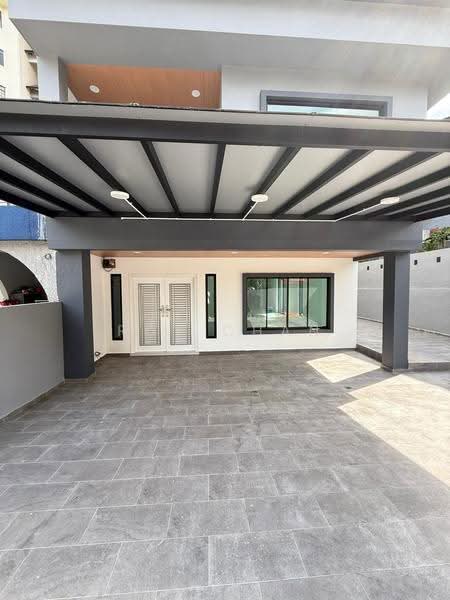 Rumah Berkembar untuk Dijual di Kampung Nong Chik (Johor Bahru) - Roy Chan - PropertyGuru.com.my
