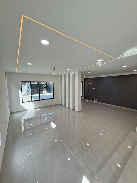 Rumah Berkembar untuk Dijual di Kampung Nong Chik (Johor Bahru) - Roy Chan - PropertyGuru.com.my